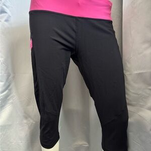 Black and Pink Capri Leggings